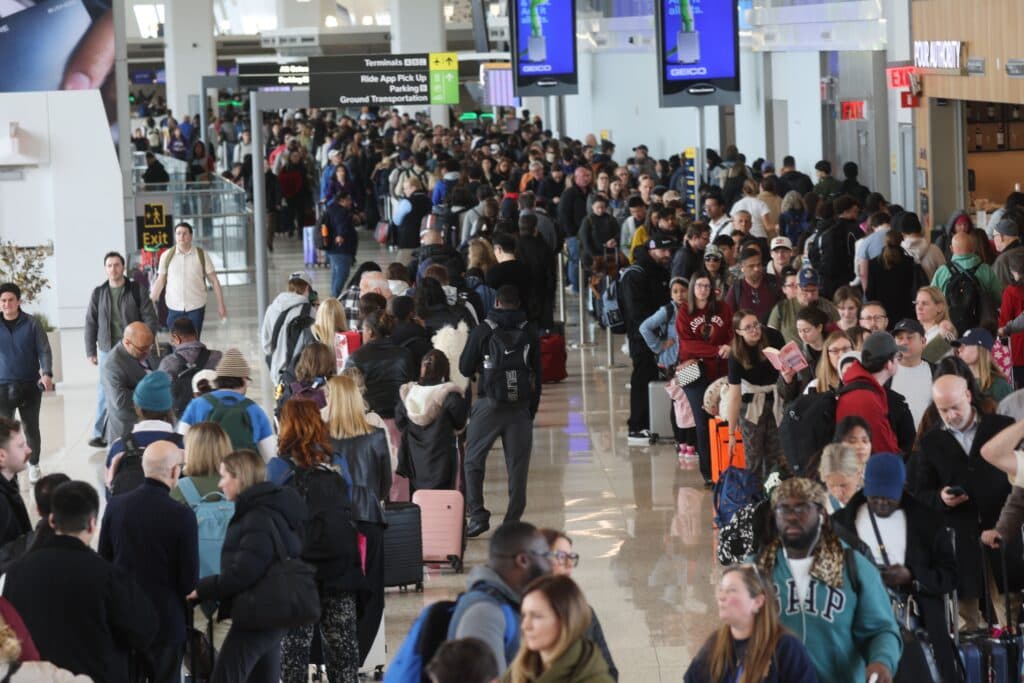 Atlanta airport security lines swell as Senate DHS shutdown debate dra