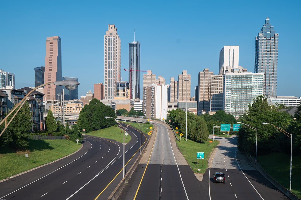 Atlanta Officials Address Growing Homeless Encampments and Drug Activity - Wikimedia Commons