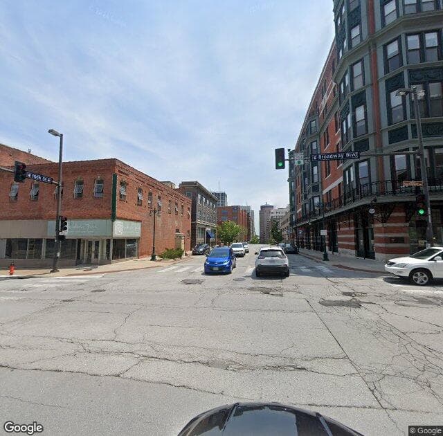 Missouri Revenue Falls $10M as Capital Gains Tax Cut Triggers Refund Surge - Google Street View