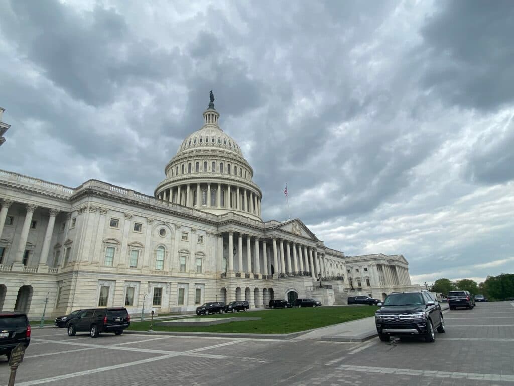 Ohio Congressman Introduces Federal Bill to Make Data Centers Pay Grid Costs