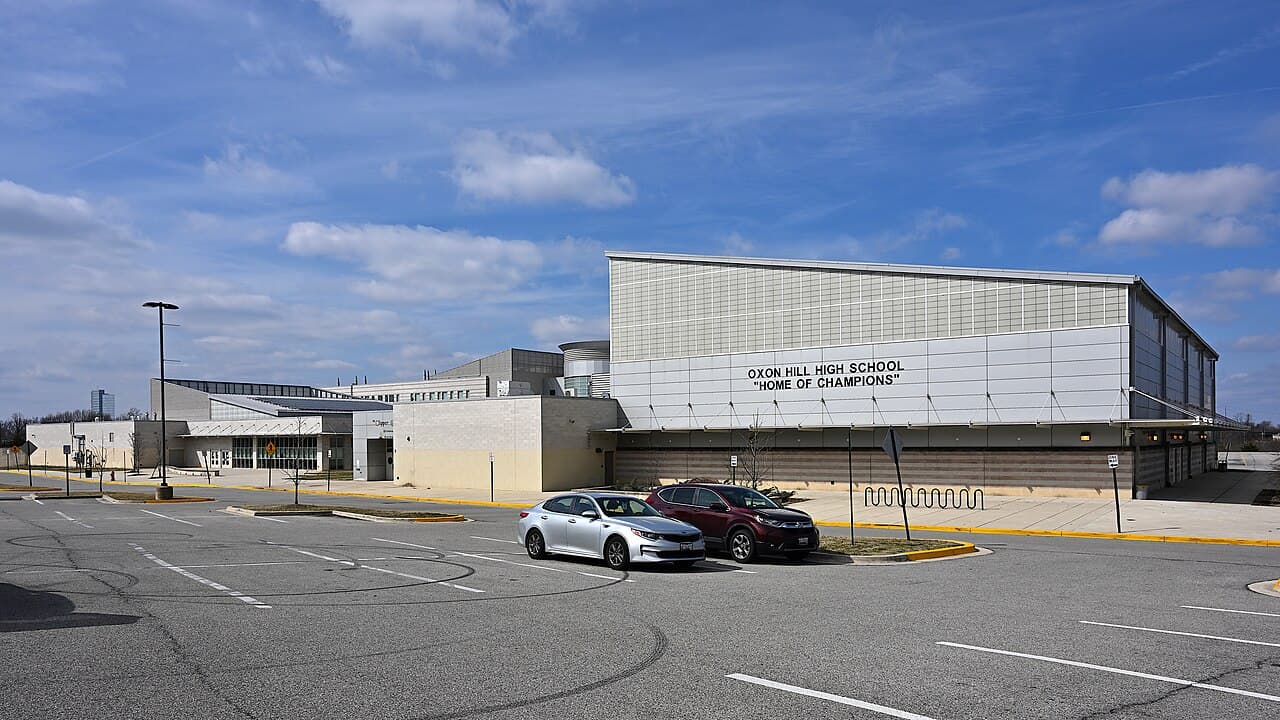 Ohio School Officials Oppose State Bill Limiting Local Control Over Building Sales - Wikimedia Commons