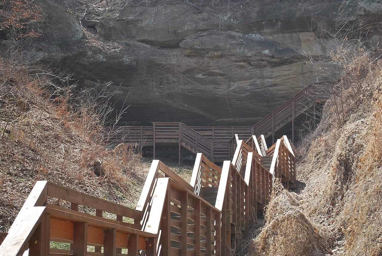 Severe Thunderstorms Strike Multiple Missouri Counties Early Sunday - Wikimedia Commons