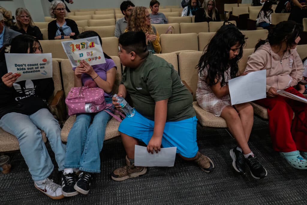 Tennessee House Panel Modifies Private School Voucher Legislation