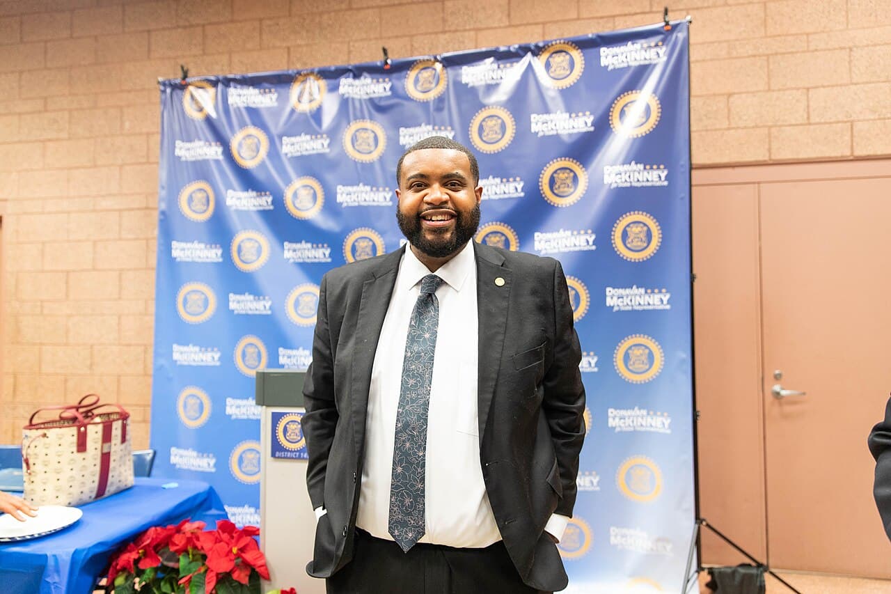 Detroit Rep. McKinney Proposes Community Solar Bill Targeting Low-Income Households - Wikimedia Commons
