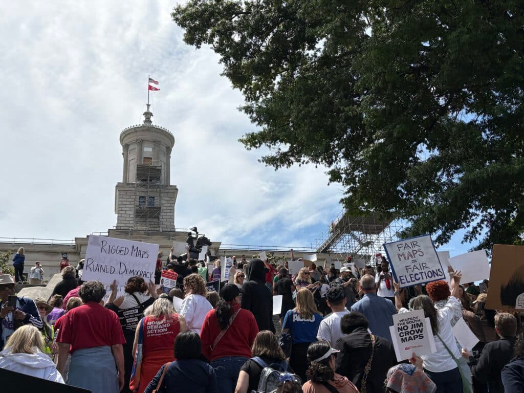 Federal Courts Face Urgent Pleas to Block Tennessee's Redrawn House Map