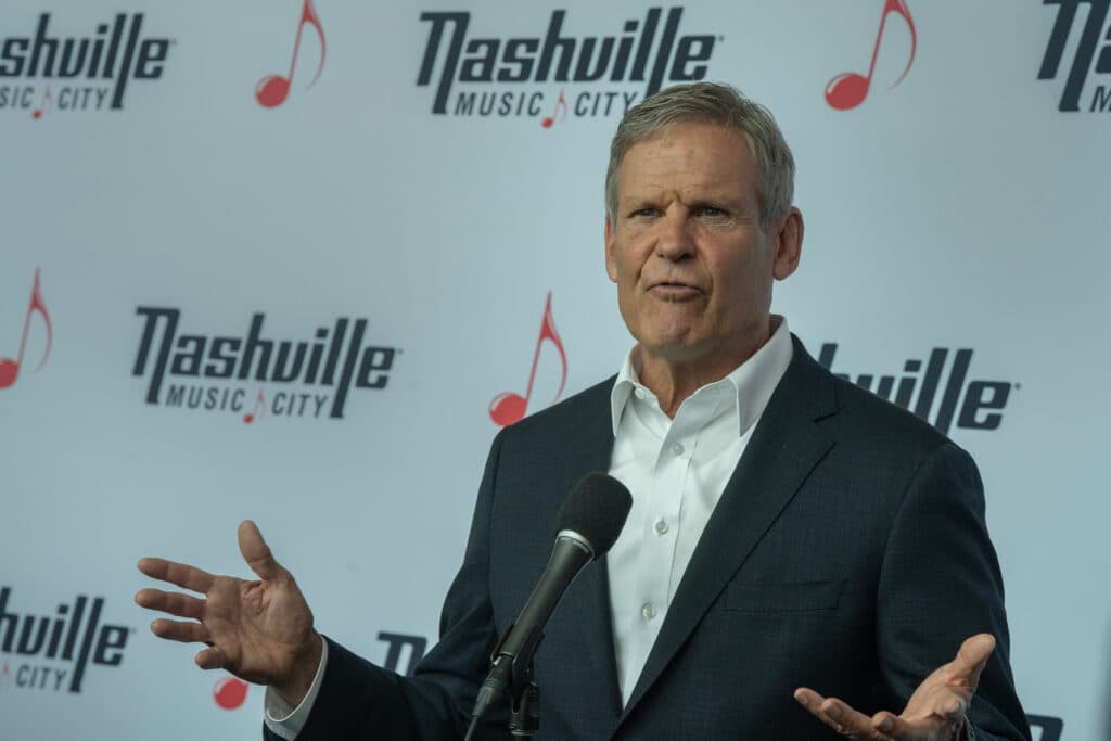 Tennessee Governor's Past Confederate Photo Resurfaces Amid Policy Criticism