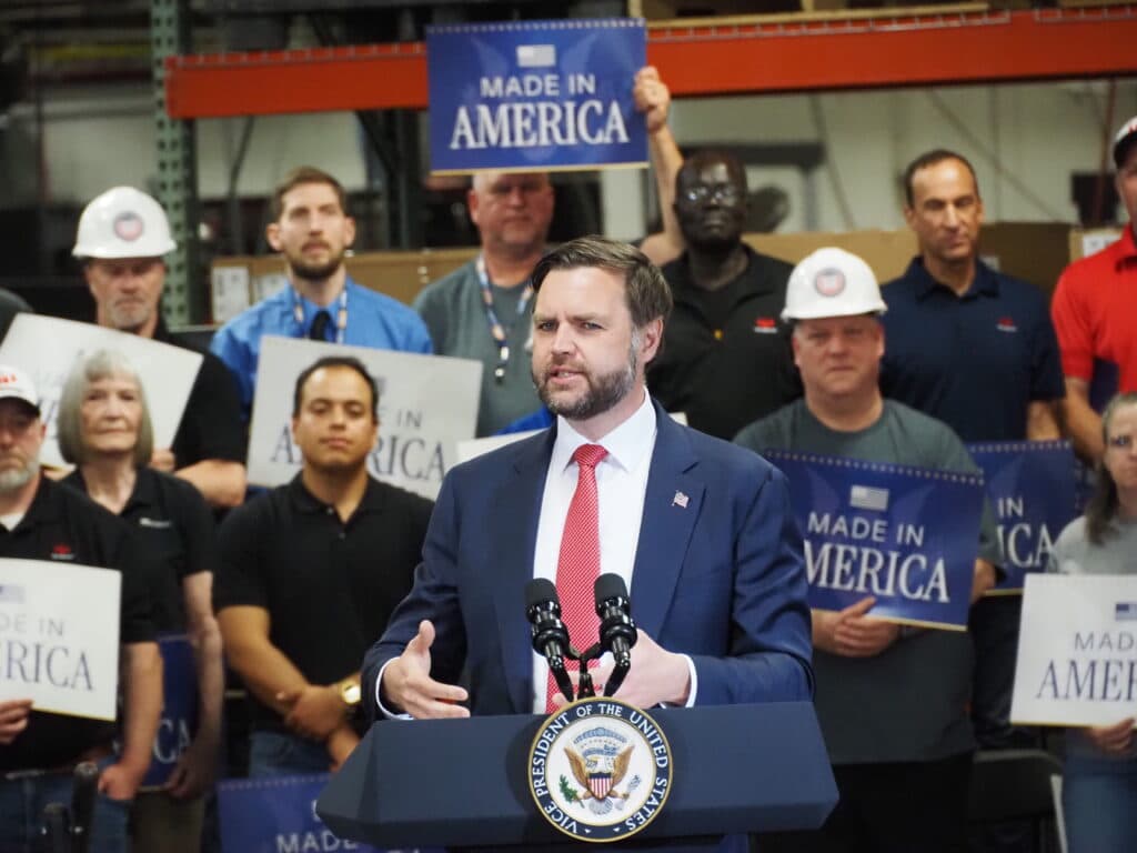 Vice President Vance Touts Manufacturing Growth at Missouri Rally