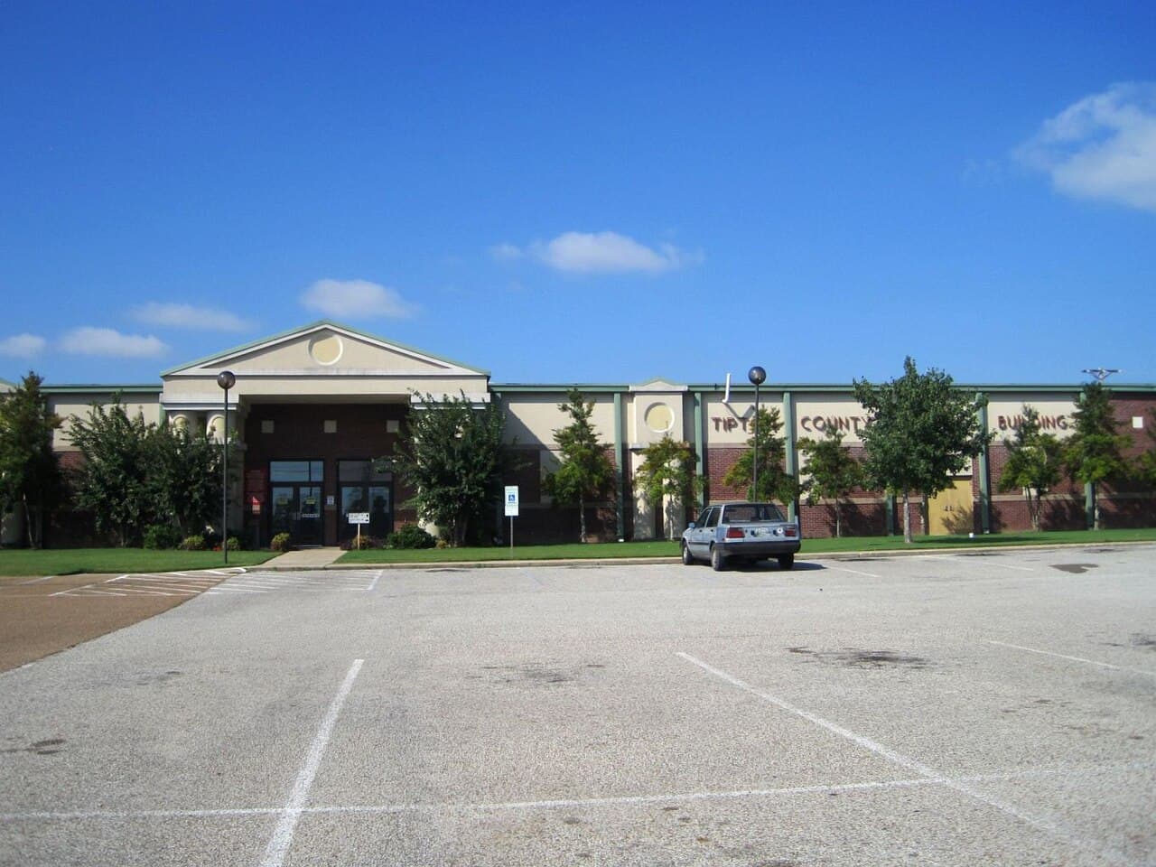 Tennessee to verify immigration status for disabled children's healthcare - Wikimedia Commons